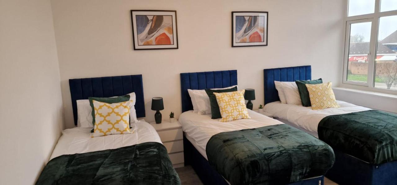 1 Bedroom Apartment - Flitwick - Contractor Friendly - Tourist Ready - Full Kitchen - Wifi - Smart Tv - Sofa Bed - Free Parking - Ideal For Short Or Long Stays Ngoại thất bức ảnh